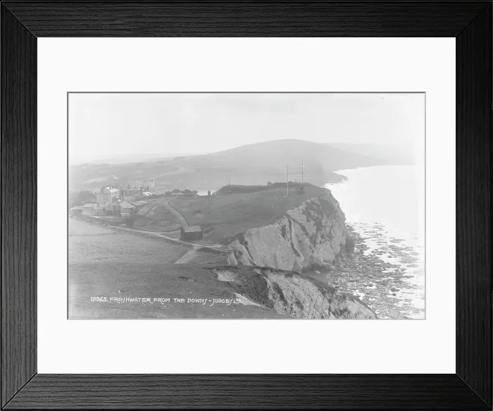 Framed Print : Freshwater from the Downs Framed Print : Freshwater from the Downs