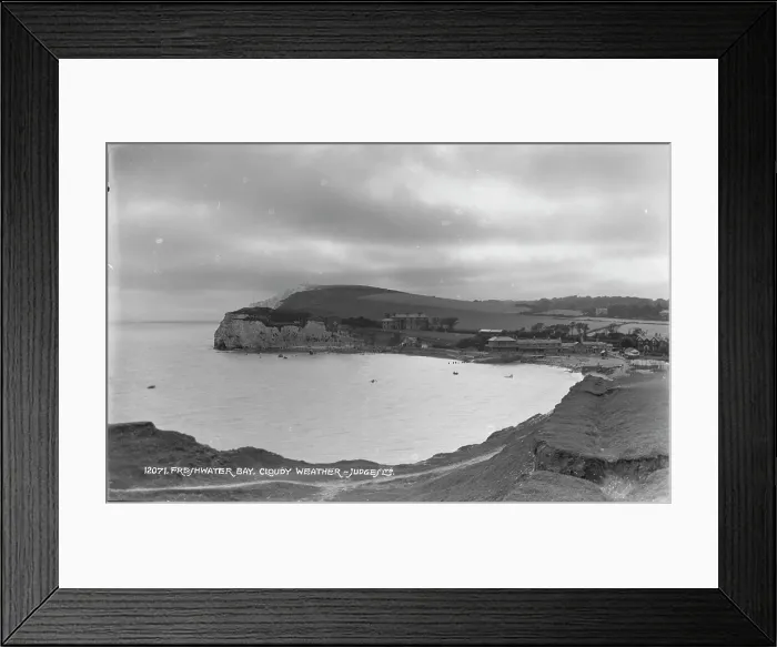 Framed Print : Freshwater Bay on a Cloudy Day Framed Print : Freshwater Bay on a Cloudy Day