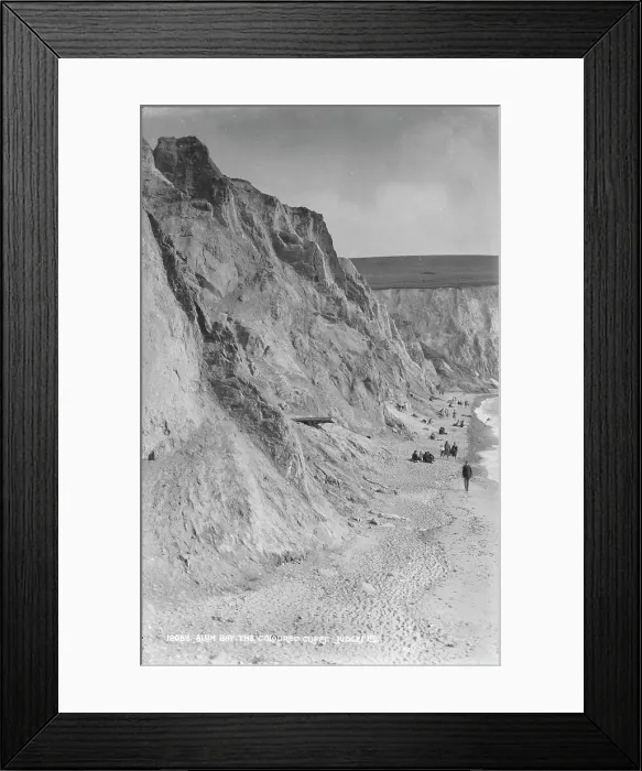 Framed Print : Alum Bay: The Coloured Cliffs Framed Print : Alum Bay: The Coloured Cliffs
