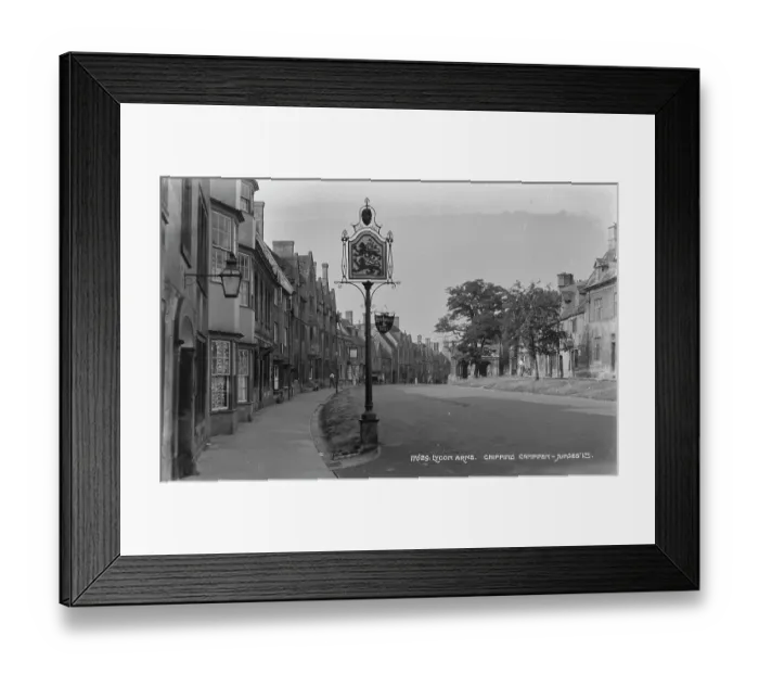 Framed Print : Lygon Arms in Chipping Campden Framed Print : Lygon Arms in Chipping Campden