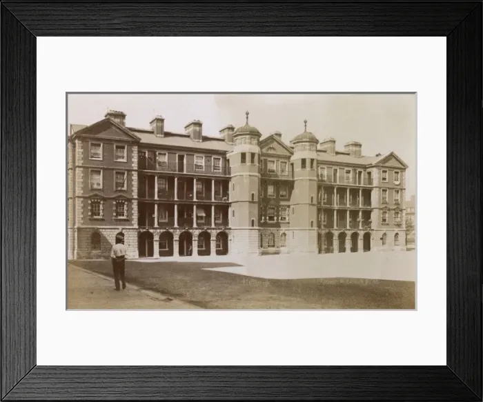 Framed Print : Millbank Barracks, Westminster, London Framed Print : Millbank Barracks, Westminster, London