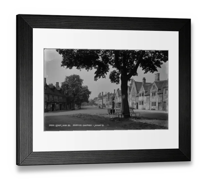 Framed Print : Lower High Street, Chipping Campden Framed Print : Lower High Street, Chipping Campden