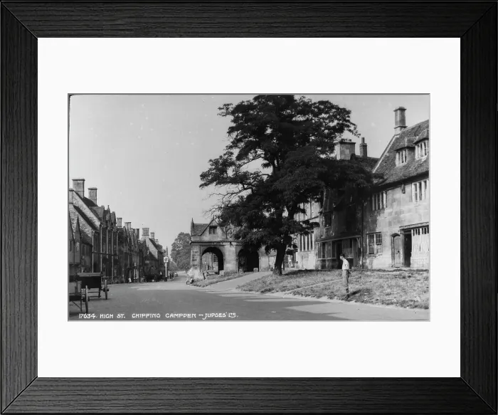 Framed Print : High Street, Chipping Campden Framed Print : High Street, Chipping Campden