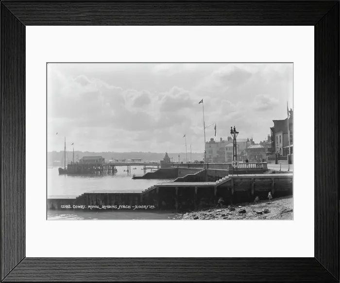 Framed Print : Cowes Royal Landing Stage Framed Print : Cowes Royal Landing Stage