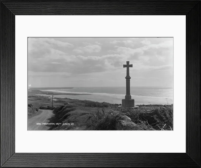 Framed Print : Cross Overlooking Freshwater West Framed Print : Cross Overlooking Freshwater West