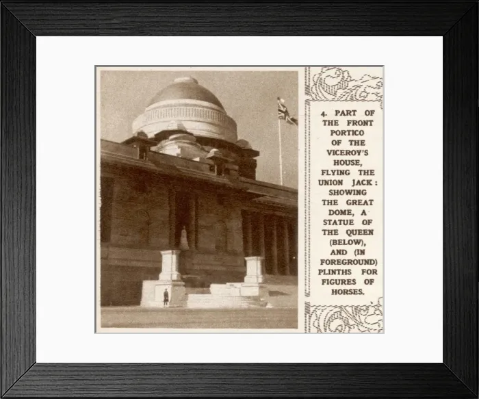 Framed Print : Front portico of the Viceroys House in New Delhi Framed Print : Front portico of the Viceroys House in New Delhi