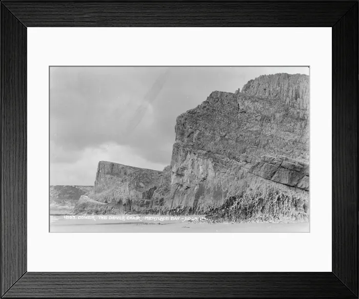 Framed Print : The Devil's Chair, Mewslade Bay Framed Print : The Devil's Chair, Mewslade Bay