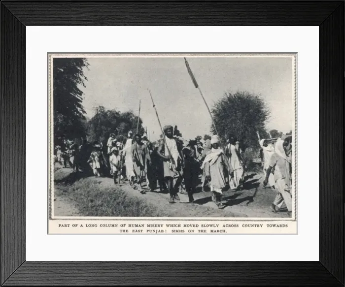 Framed Print : Refugee Sikhs march toward the East Punjab