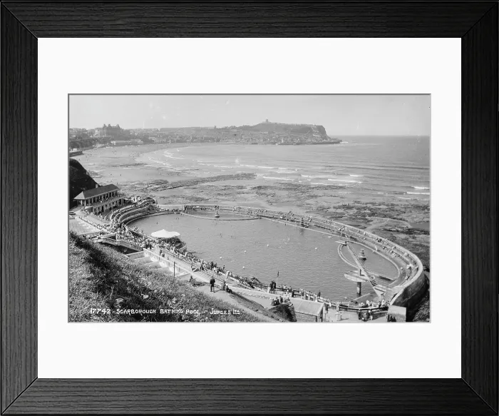 Framed Print : Scarborough Bathing Pool Framed Print : Scarborough Bathing Pool