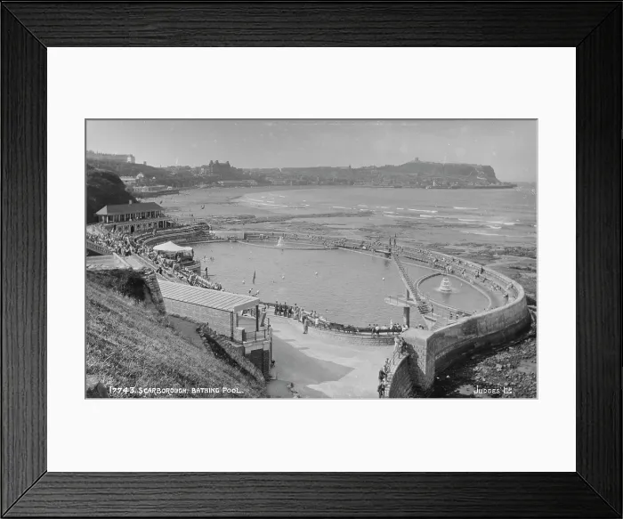 Framed Print : Scarborough Bathing Pool Framed Print : Scarborough Bathing Pool