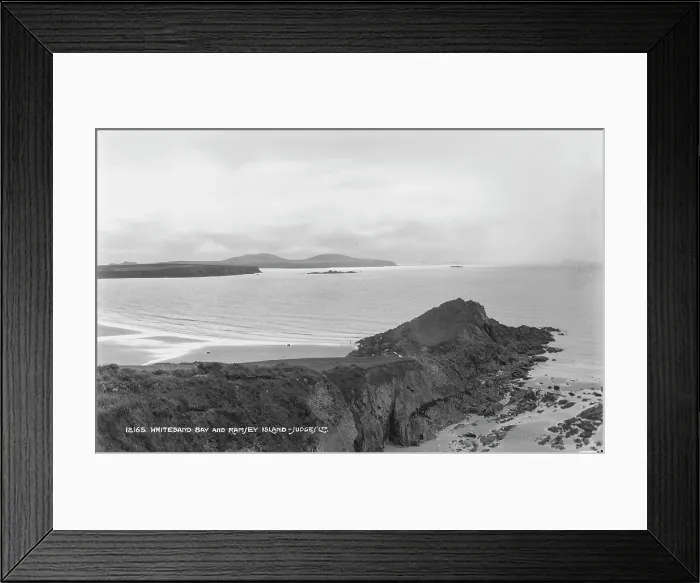 Framed Print : Whitesand Bay and Ramsey Island Framed Print : Whitesand Bay and Ramsey Island
