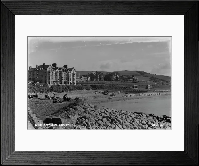 Framed Print : East Beach, Criccieth Framed Print : East Beach, Criccieth