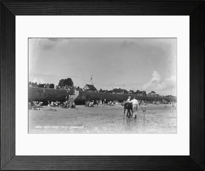 Framed Print : A Day at Ryde Sands Framed Print : A Day at Ryde Sands