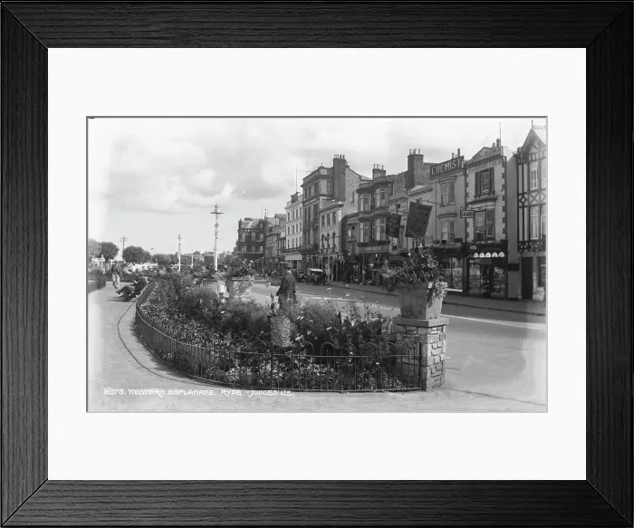 Framed Print : Western Esplanade, Ryde Framed Print : Western Esplanade, Ryde