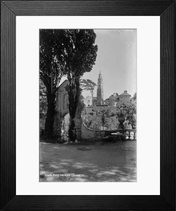 Framed Print : Portmeirion Gardens Framed Print : Portmeirion Gardens