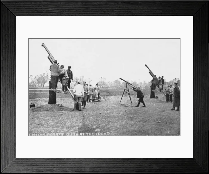 Framed Print : French anti-aircraft gunners - WWI Framed Print : French anti-aircraft gunners - WWI