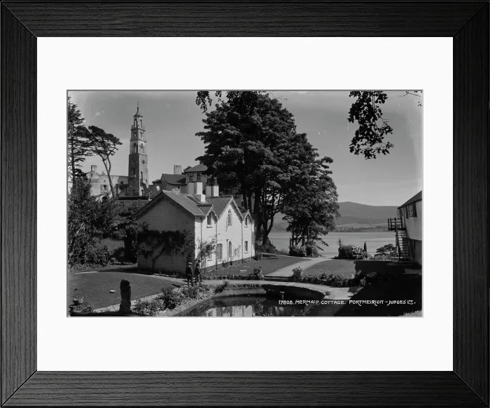 Framed Print : Mermaid Cottage in Portmeirion Framed Print : Mermaid Cottage in Portmeirion