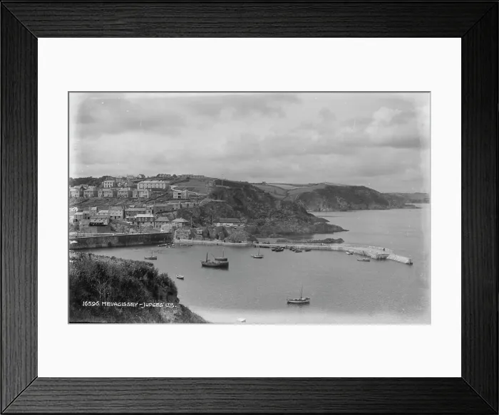 Framed Print : Scenic View of Mevagissey Harbour Framed Print : Scenic View of Mevagissey Harbour