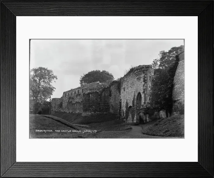 Framed Print : The Castle Walls of Ruthin Framed Print : The Castle Walls of Ruthin