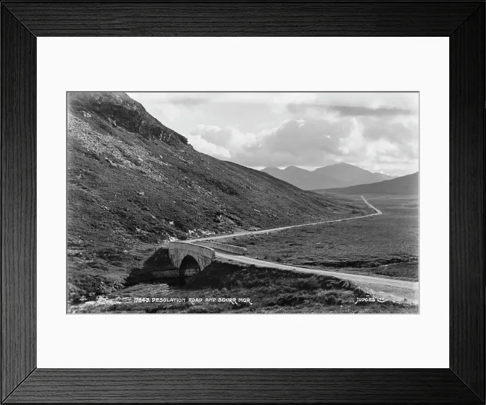 Framed Print : Desolation Road and Sgurr Mor Framed Print : Desolation Road and Sgurr Mor