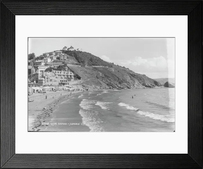 Framed Print : Looe Sands Beach Scene Framed Print : Looe Sands Beach Scene