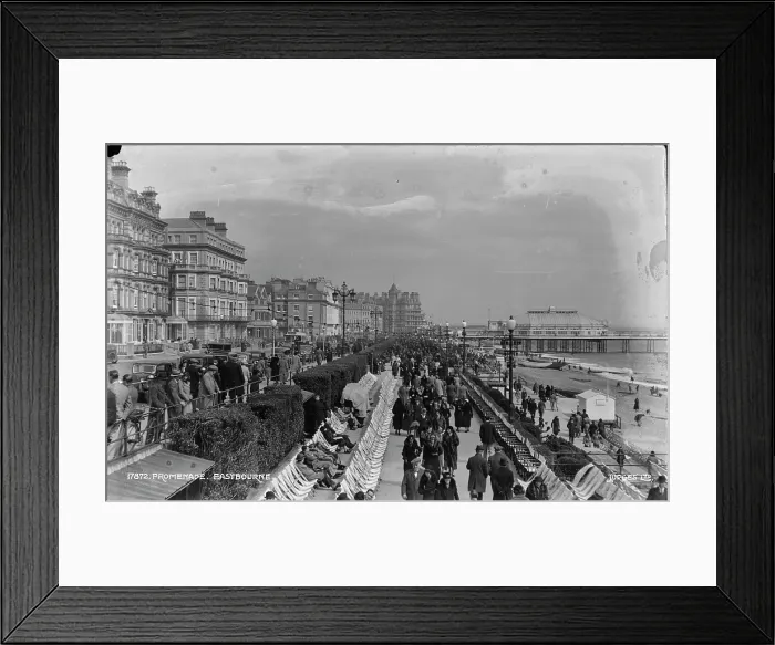 Framed Print : Busy Promenade in Eastbourne Framed Print : Busy Promenade in Eastbourne
