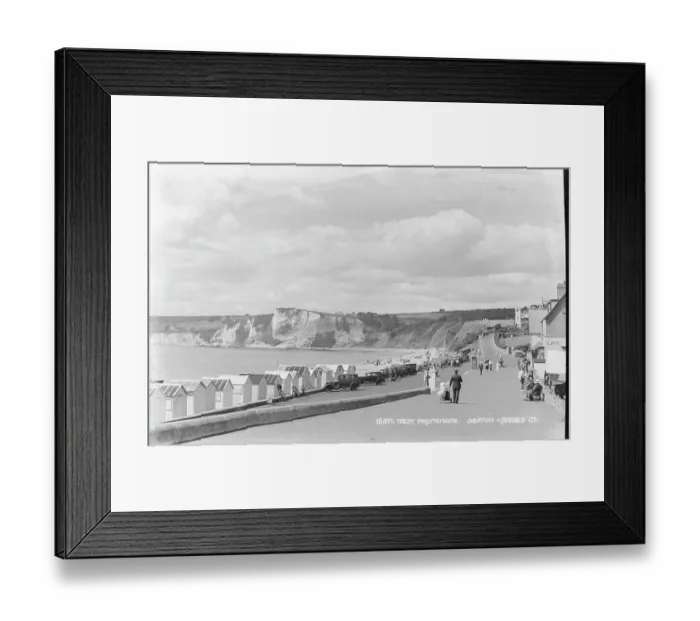 Framed Print : West Promenade, Seaton Framed Print : West Promenade, Seaton