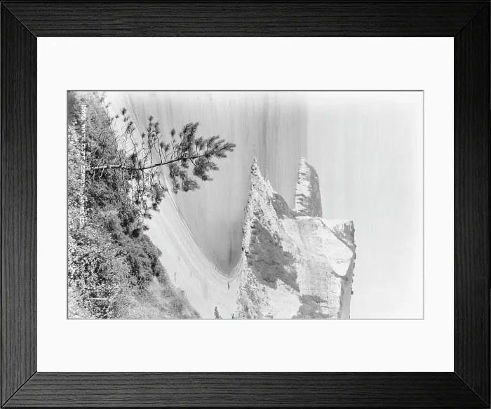 Framed Print : White Cliffs of Seaton Framed Print : White Cliffs of Seaton