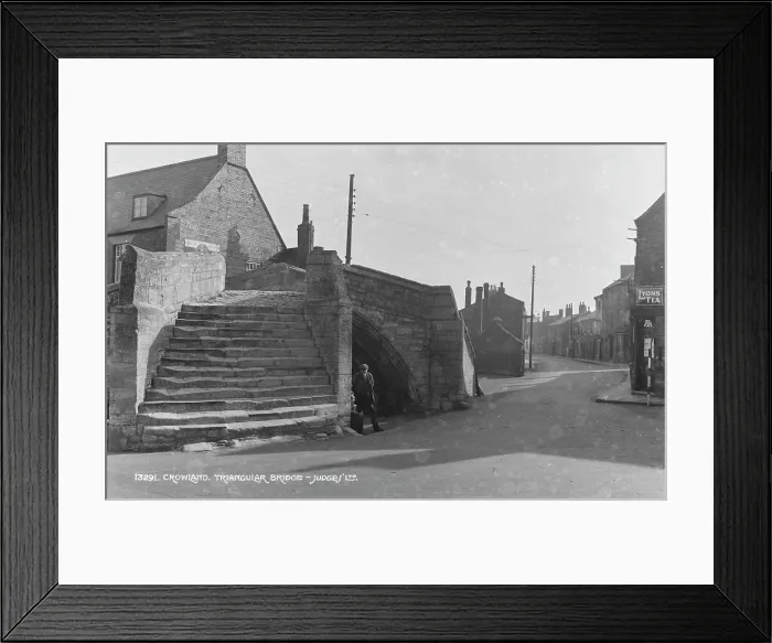 Framed Print : Triangular Bridge in Crowland Framed Print : Triangular Bridge in Crowland