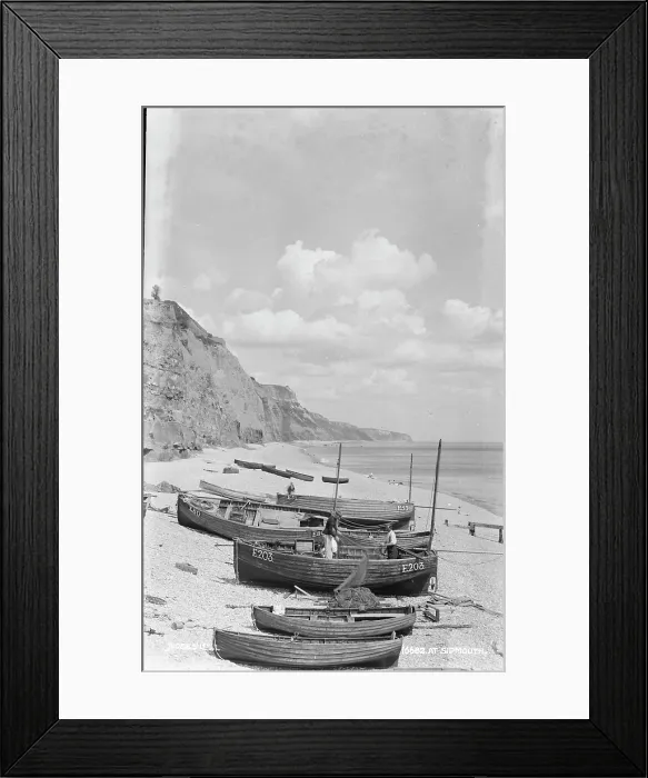 Framed Print : Fishing Boats at Sidmouth Framed Print : Fishing Boats at Sidmouth