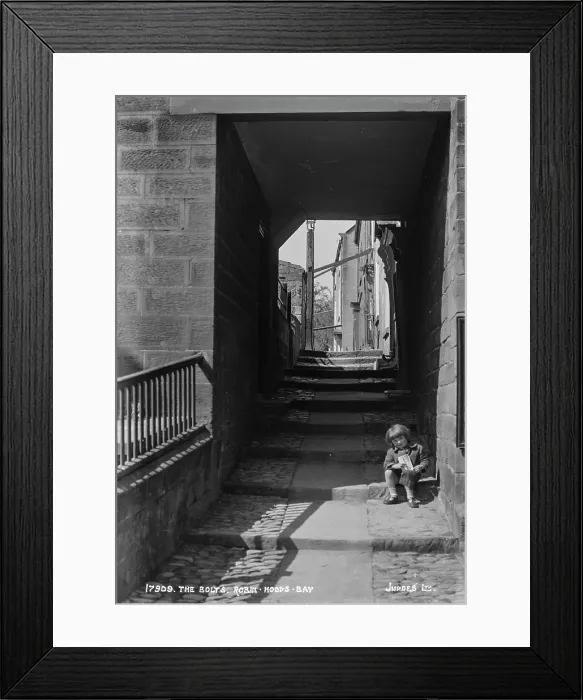 Framed Print : The Bolts, Robin Hood's Bay Framed Print : The Bolts, Robin Hood's Bay