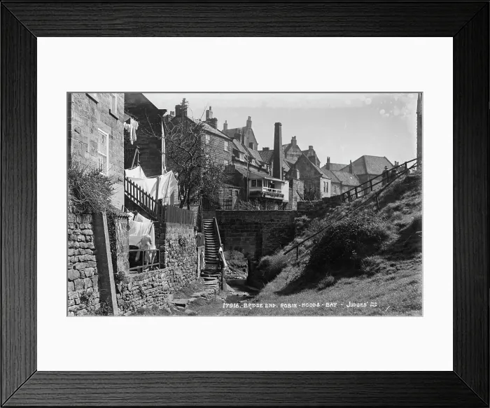 Framed Print : Bridge End, Robin Hood's Bay Framed Print : Bridge End, Robin Hood's Bay