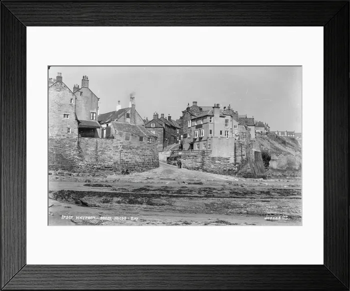 Framed Print : Wayfoot, Robin Hood's Bay Framed Print : Wayfoot, Robin Hood's Bay