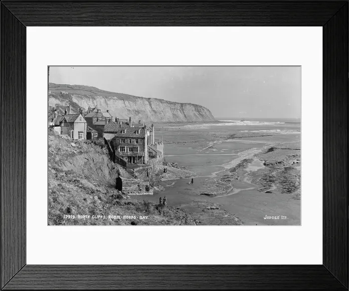 Framed Print : North Cliffs, Robin Hood's Bay Framed Print : North Cliffs, Robin Hood's Bay