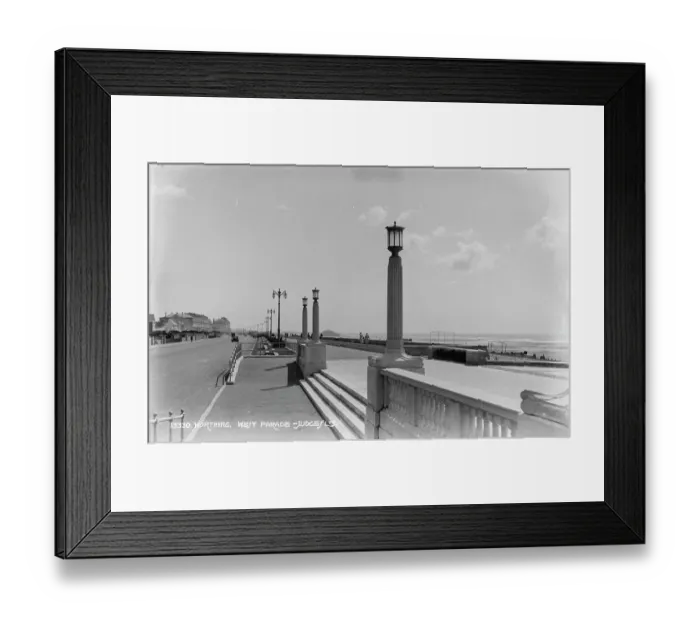 Framed Print : West Parade, Worthing Framed Print : West Parade, Worthing