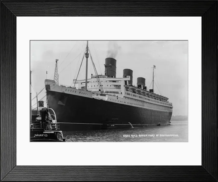 Framed Print : R.M.S. Queen Mary at Southampton Framed Print : R.M.S. Queen Mary at Southampton