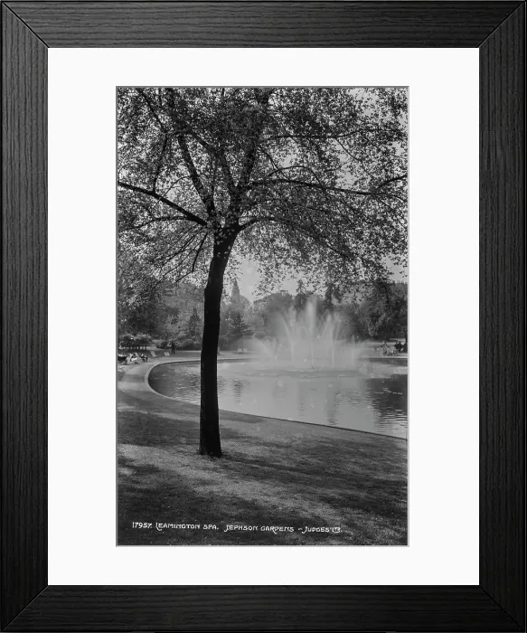 Framed Print : Jephson Gardens in Leamington Spa Framed Print : Jephson Gardens in Leamington Spa
