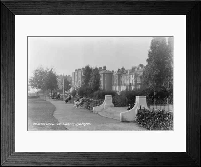 Framed Print : The Garden in Southsea Framed Print : The Garden in Southsea