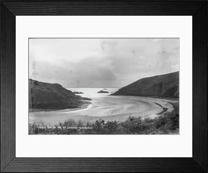 Framed Print : Serene Cove at Solva Framed Print : Serene Cove at Solva