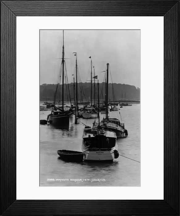 Framed Print : Yarmouth Harbour Framed Print : Yarmouth Harbour