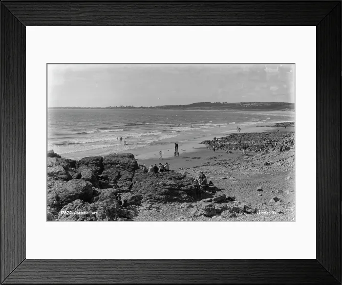 Framed Print : Ogmore Bay Beach Scene Framed Print : Ogmore Bay Beach Scene