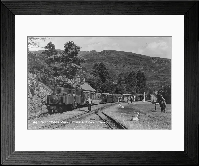 Framed Print : Tan-y-Bwlch Station, Festiniog Railway Framed Print : Tan-y-Bwlch Station, Festiniog Railway