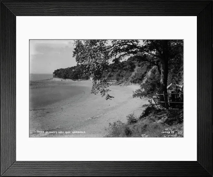 Framed Print : St. Mary's Well Bay, Lavernock Framed Print : St. Mary's Well Bay, Lavernock