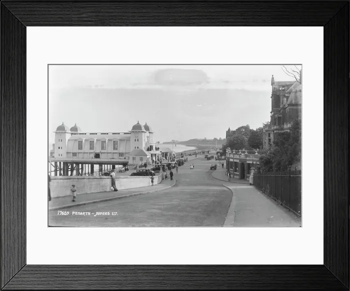 Framed Print : Seaside View of Penarth Pier Framed Print : Seaside View of Penarth Pier