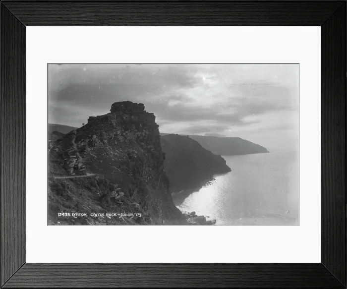 Framed Print : Castle Rock at Lynton Framed Print : Castle Rock at Lynton