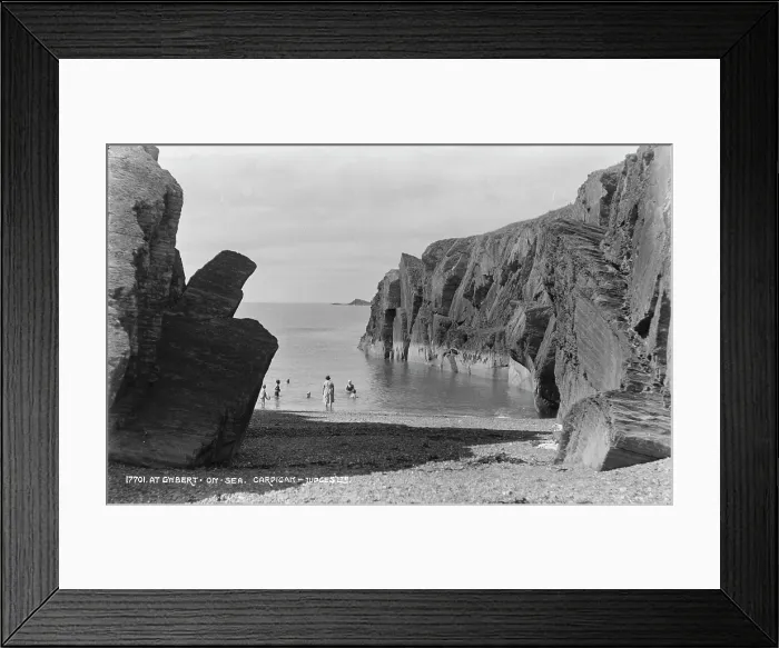 Framed Print : Beach Scene at Gymbert on Sea Framed Print : Beach Scene at Gymbert on Sea