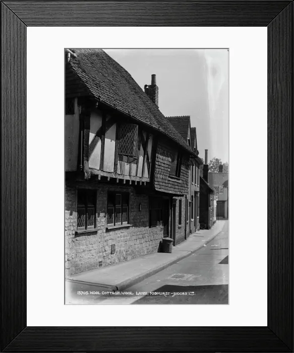 Framed Print : Wool Cottage on Wool Lane Framed Print : Wool Cottage on Wool Lane