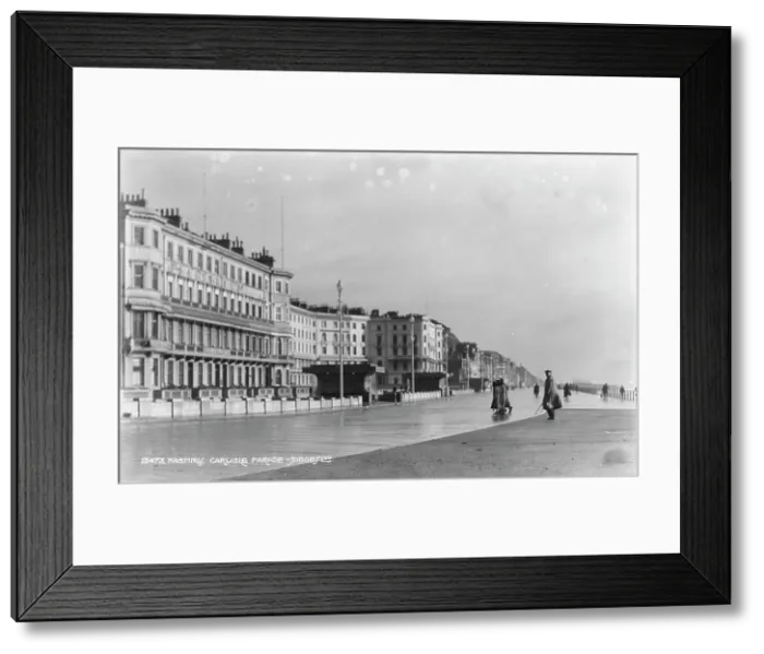 Framed Print : Hastings Seafront on Carlisle Parade Framed Print : Hastings Seafront on Carlisle Parade