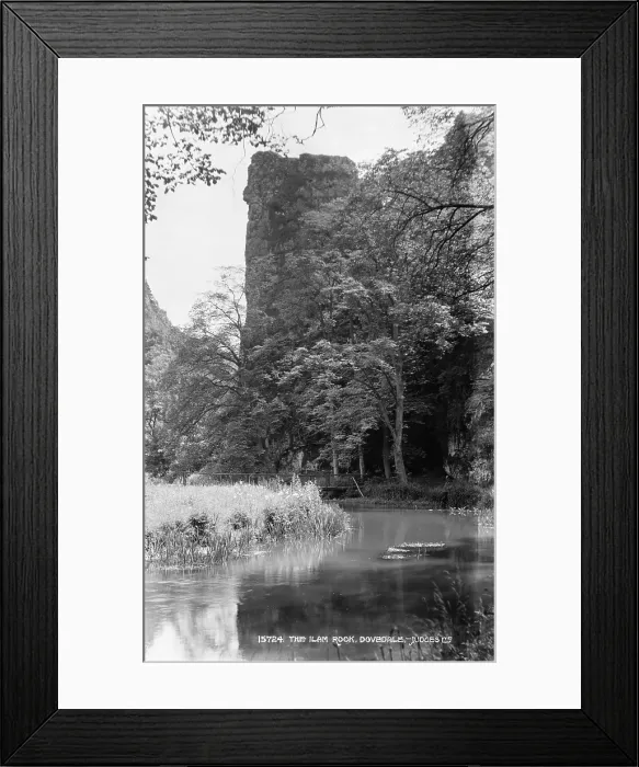 Framed Print : The Ilam Rock, Dovedale Framed Print : The Ilam Rock, Dovedale