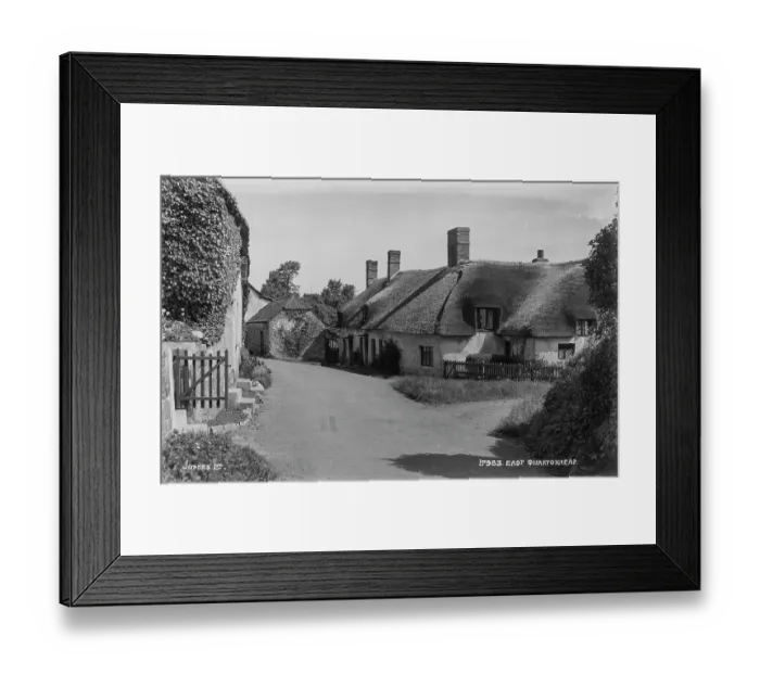 Framed Print : Charming Thatched Cottages in East Quantoxheap Framed Print : Charming Thatched Cottages in East Quantoxheap